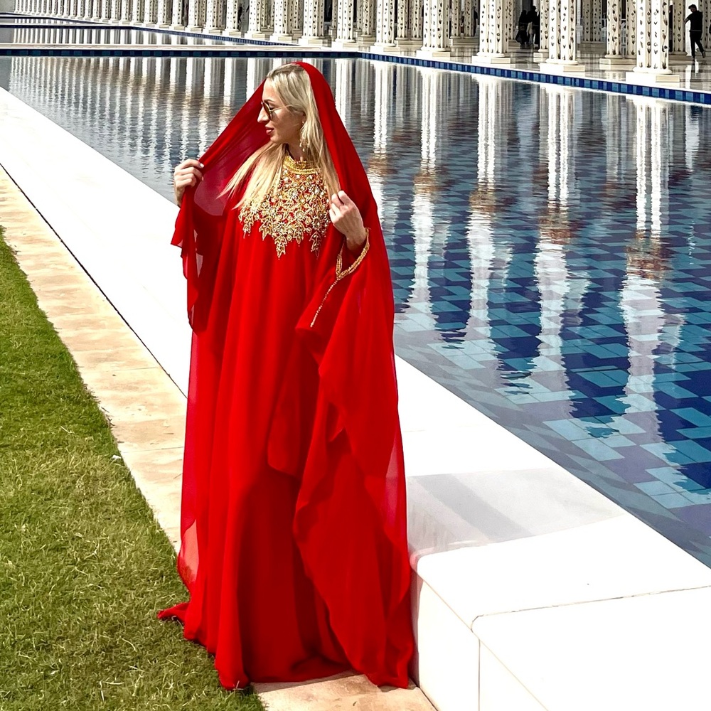 Abaya dress with head scarf